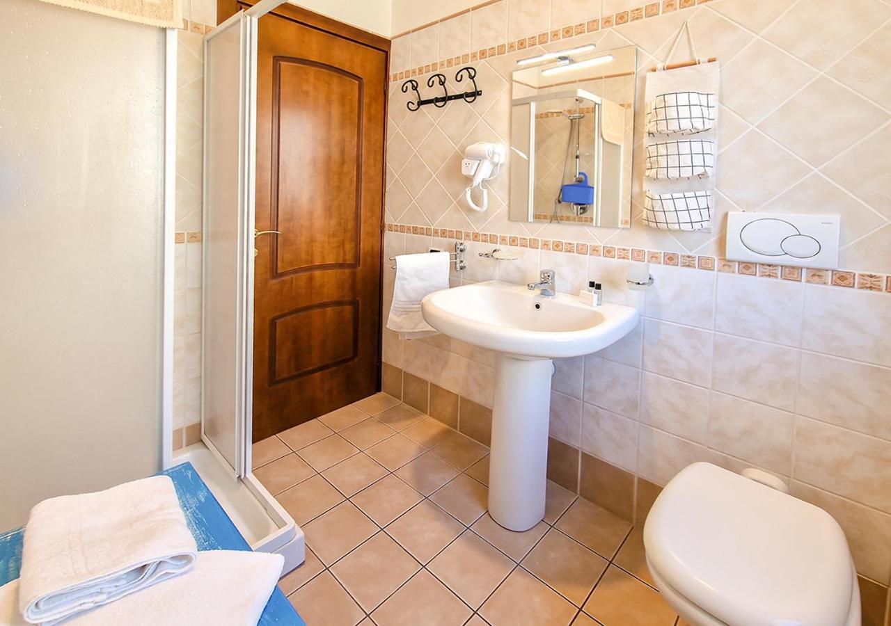 Murphy Holiday Home - Sea And Dreams 02 La Maddalena  Esterno foto